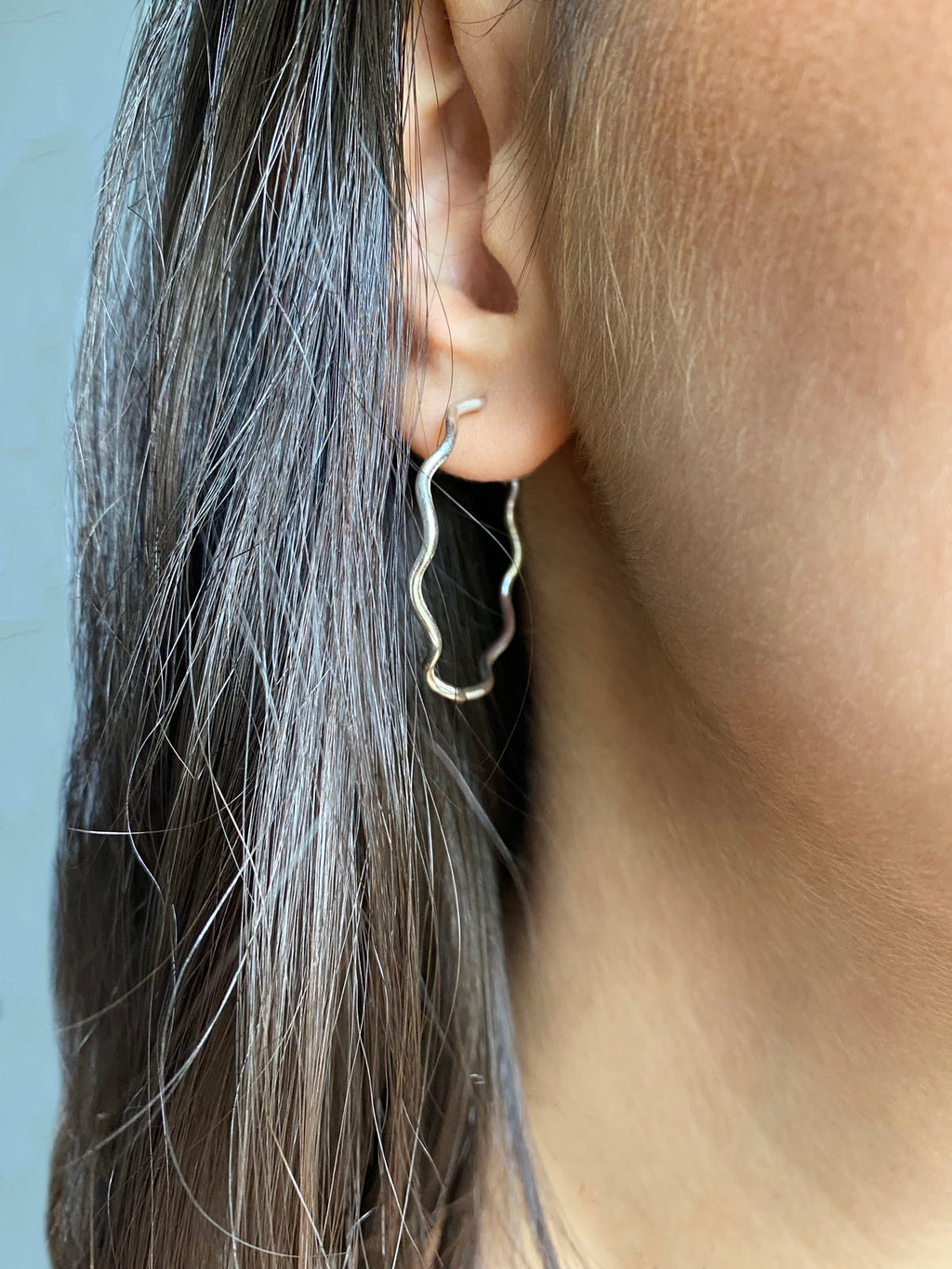 Örhängen vågor Sterling silver öppna hoops örhängen