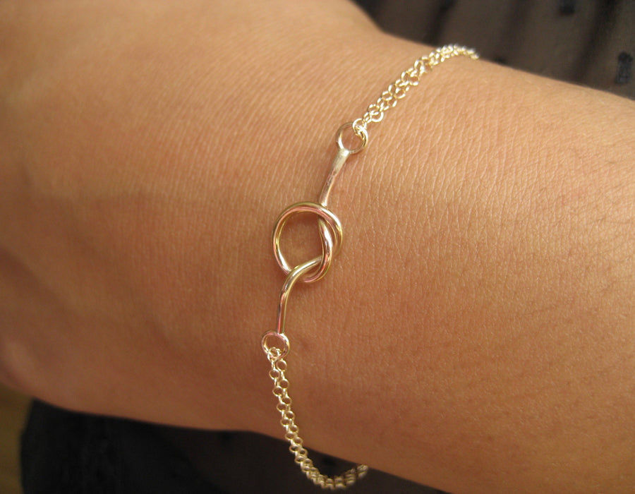 Tunn armband love knot armband 14k gold filled